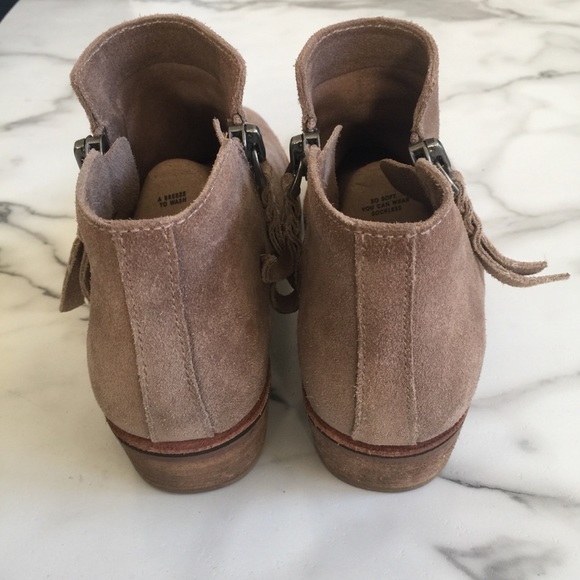 Dolce Vita | Tan Suede Booties with side zippers - Picture 4 of 8